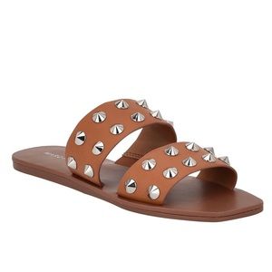 Marc Fisher Bolive Stud Sandal Size 8.5 Tan NEW